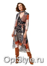 Caroline Biss (    4141 (ROBE)) -  - 2021
,     