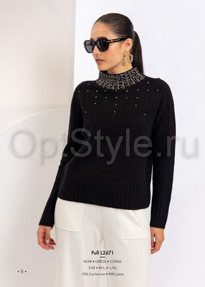 Cristina -  - 2025
,   
    
