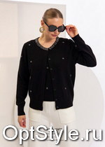 Cristina -  - 2025
,     