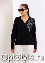 Cristina -  - 2025
,     