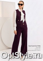 Cristina -  - 2025
,     