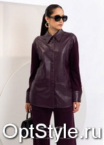 Cristina -  - 2025
,     