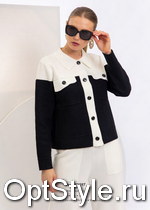 Cristina -  - 2025
,     