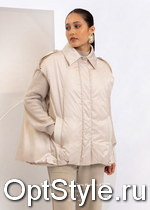 Cristina -  - 2025
,     