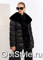 Cristina -  - 2025
,     